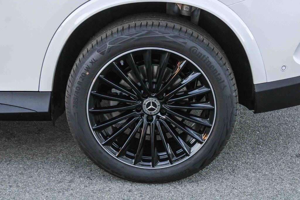 new 2026 Mercedes-Benz GLC 300 car, priced at $63,490