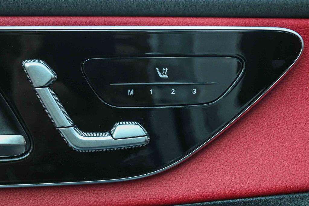 new 2026 Mercedes-Benz GLC 300 car, priced at $63,490