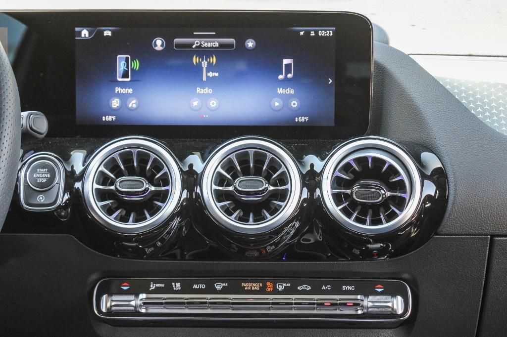 used 2025 Mercedes-Benz GLA 250 car, priced at $45,440