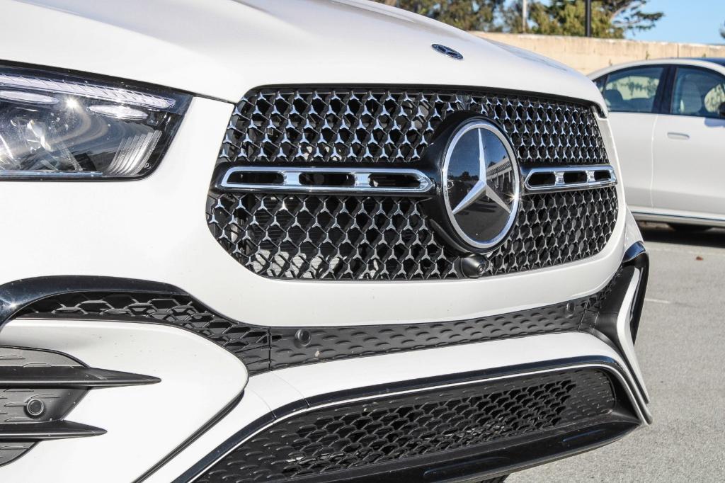 new 2025 Mercedes-Benz GLE 450e car, priced at $89,035