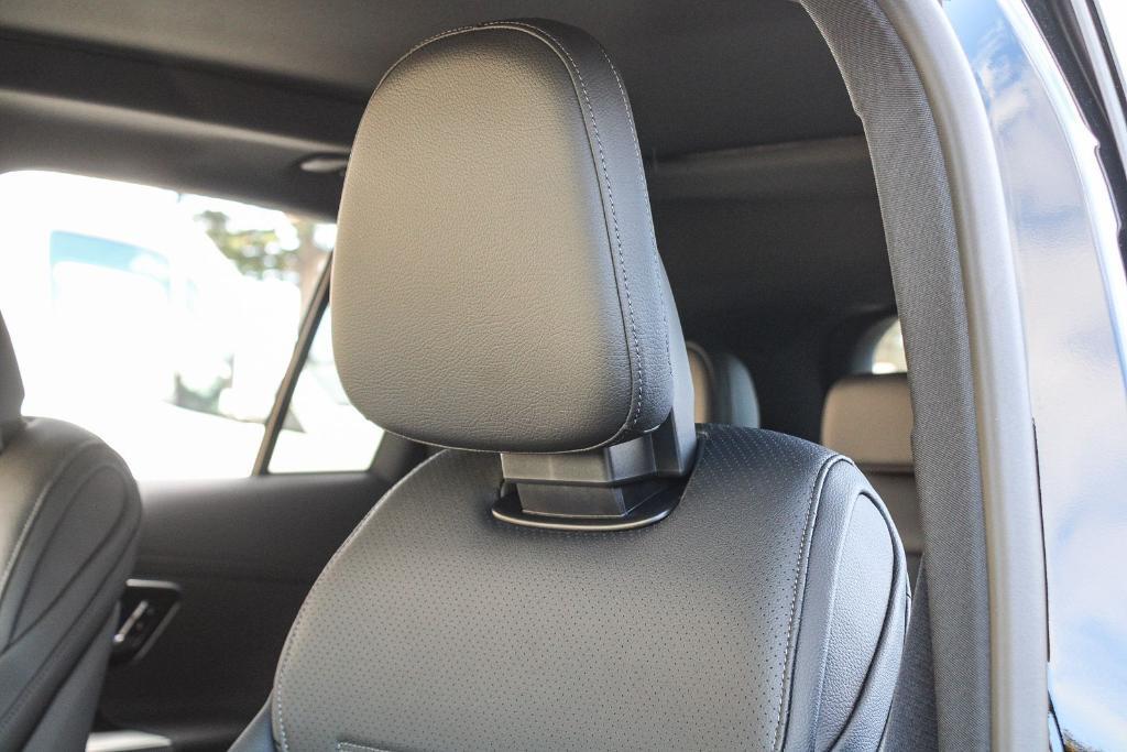 new 2026 Mercedes-Benz GLC 300 car, priced at $58,450