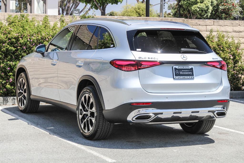 new 2025 Mercedes-Benz GLC 350e car, priced at $65,770