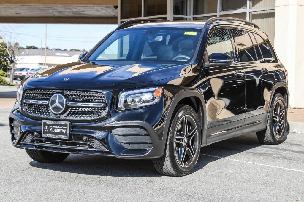 used 2023 Mercedes-Benz GLB 250 car, priced at $43,989