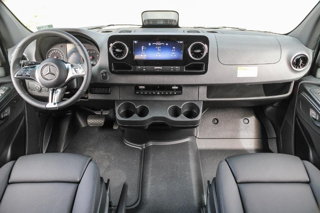 new 2025 Mercedes-Benz Sprinter 2500 car, priced at $73,391