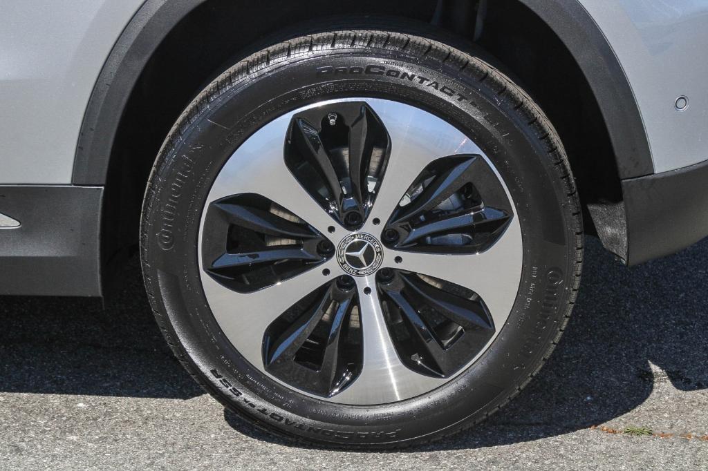 used 2025 Mercedes-Benz GLA 250 car, priced at $41,991