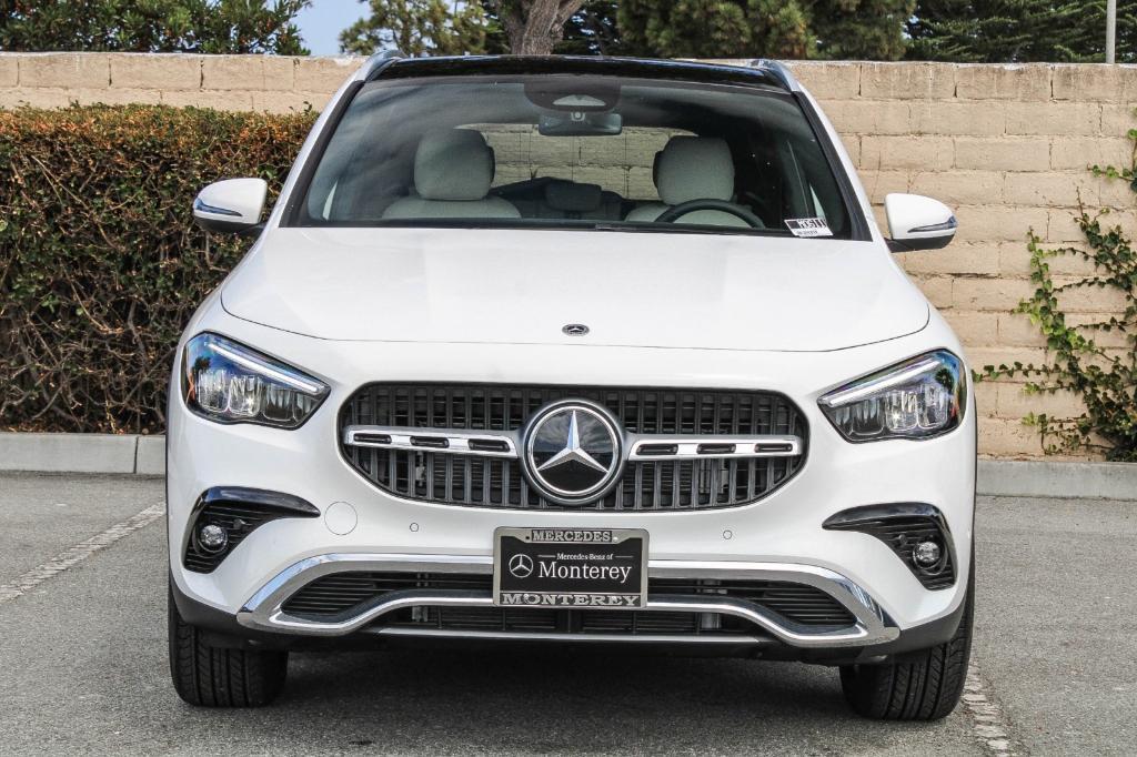 new 2025 Mercedes-Benz GLA 250 car, priced at $45,650