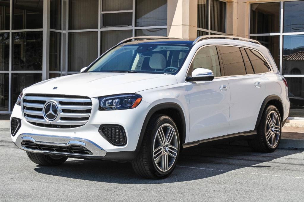 new 2024 Mercedes-Benz GLS 450 car, priced at $90,125