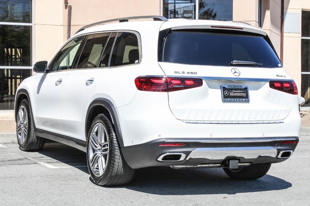 new 2024 Mercedes-Benz GLS 450 car, priced at $90,125