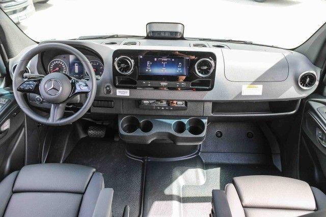 new 2025 Mercedes-Benz Sprinter 2500 car, priced at $72,198