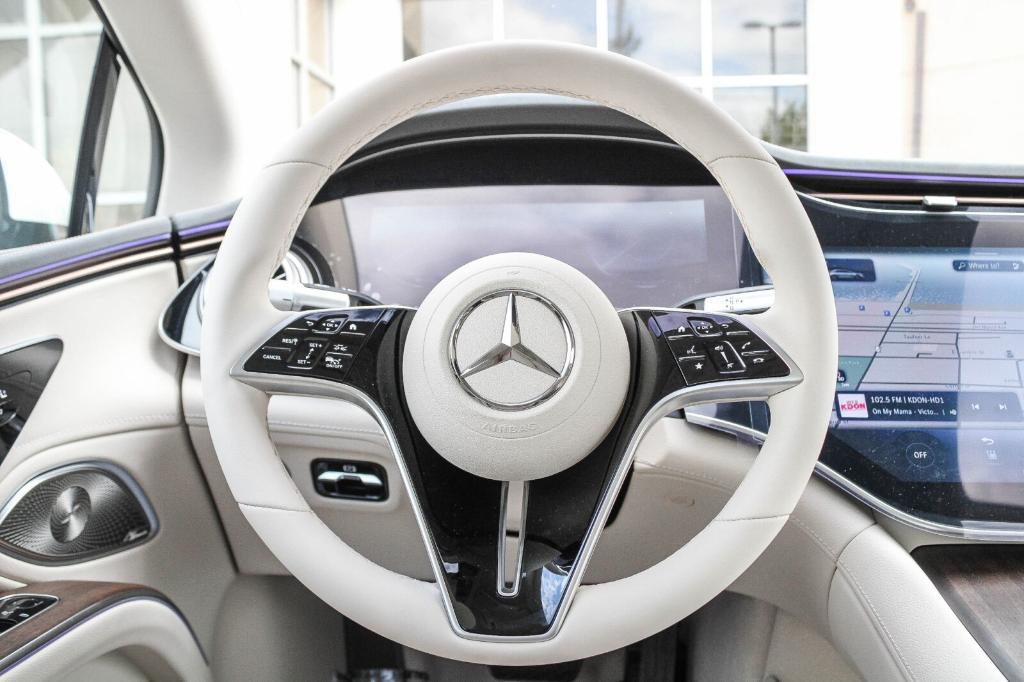 new 2024 Mercedes-Benz EQS 450 car, priced at $111,385