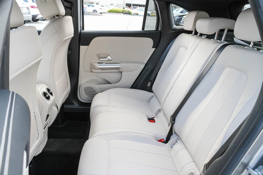 used 2025 Mercedes-Benz GLA 250 car, priced at $44,772