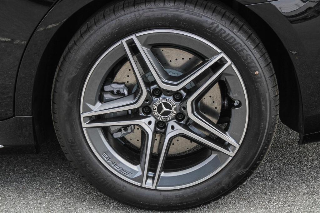 new 2025 Mercedes-Benz S-Class car, priced at $136,515