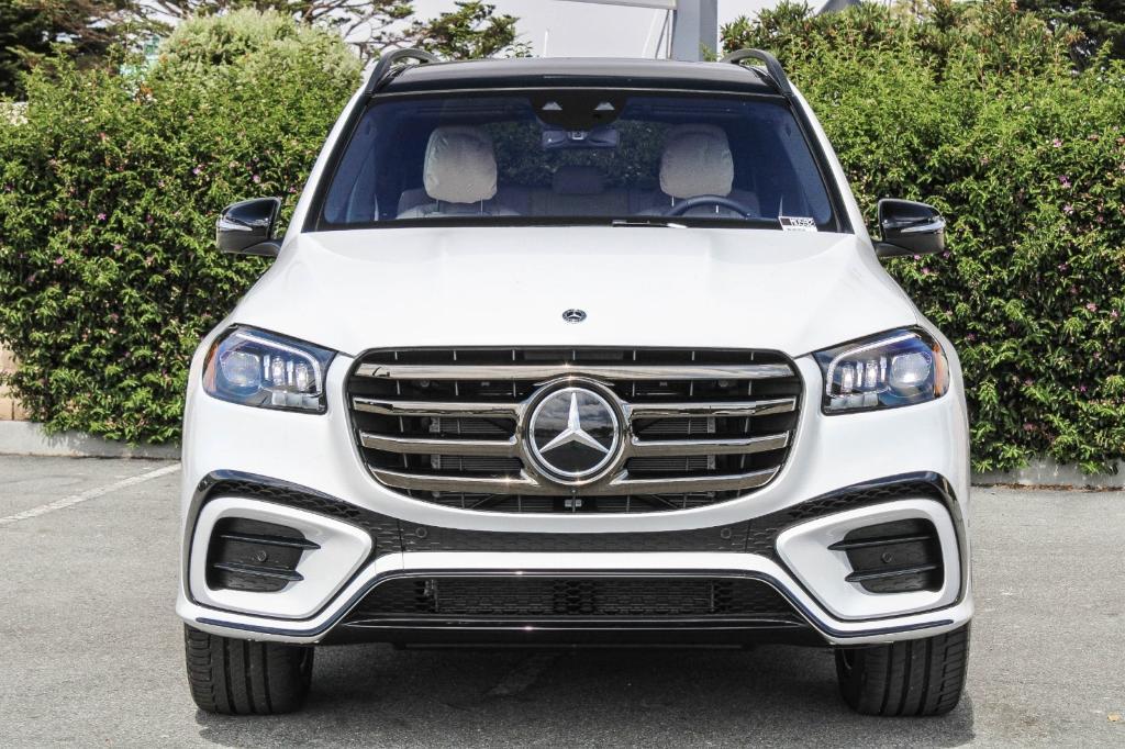 new 2025 Mercedes-Benz GLS 580 car, priced at $124,900