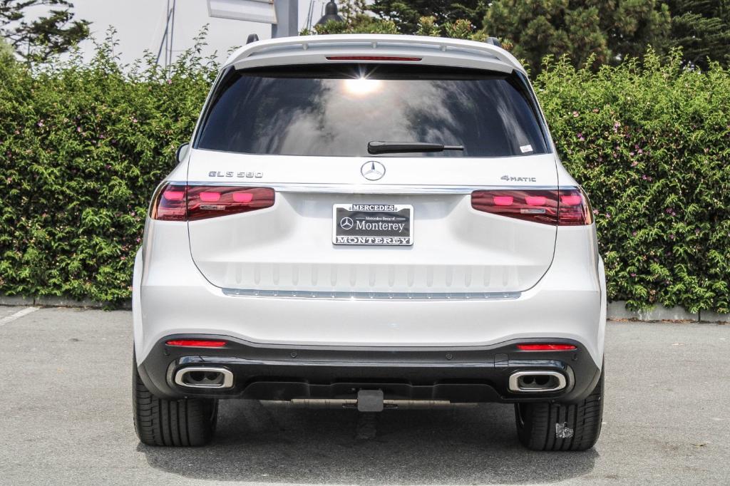 new 2025 Mercedes-Benz GLS 580 car, priced at $124,900