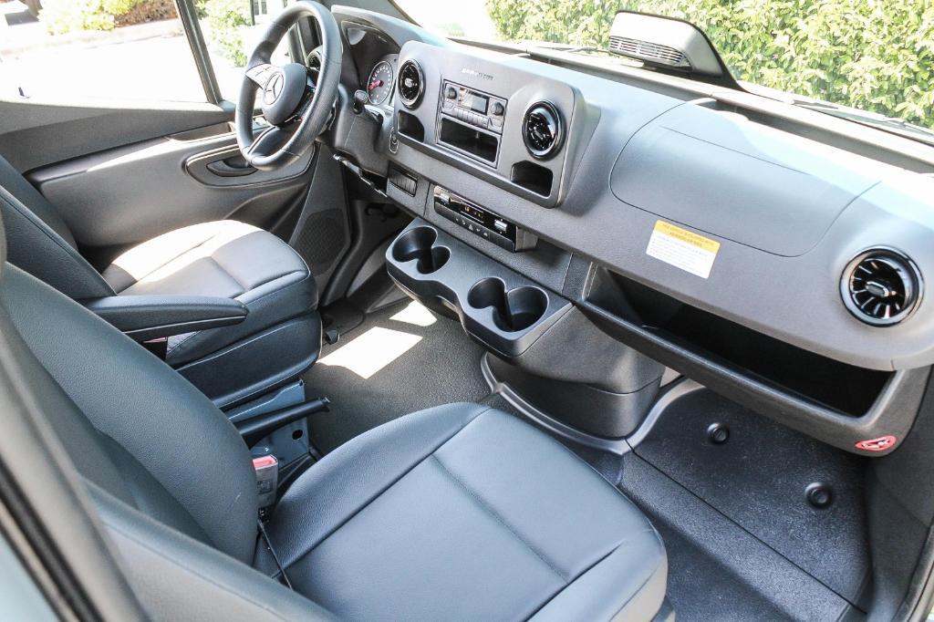 new 2025 Mercedes-Benz Sprinter 2500 car, priced at $58,289