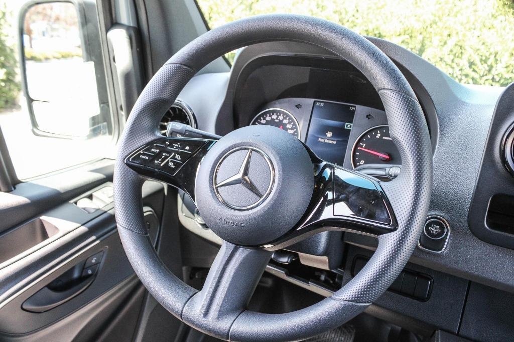new 2025 Mercedes-Benz Sprinter 2500 car, priced at $58,289