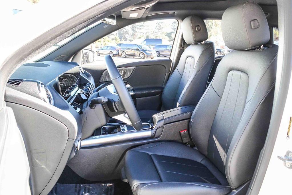 used 2025 Mercedes-Benz GLA 250 car, priced at $39,991