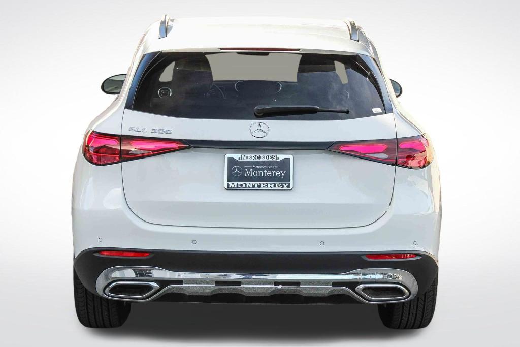 used 2025 Mercedes-Benz GLC 300 car, priced at $45,991