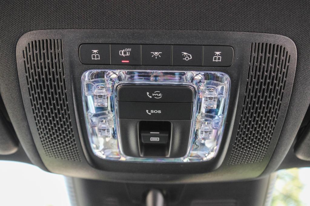 new 2025 Mercedes-Benz GLA 250 car, priced at $52,355