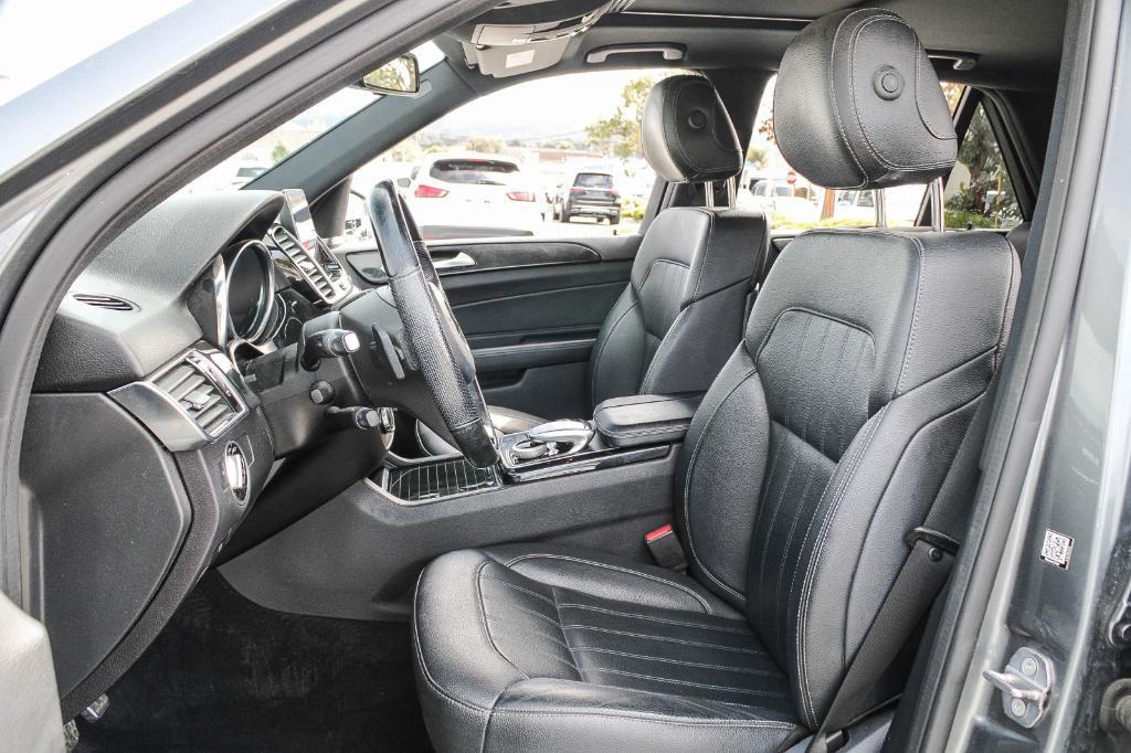 used 2019 Mercedes-Benz GLE 400 car, priced at $22,772