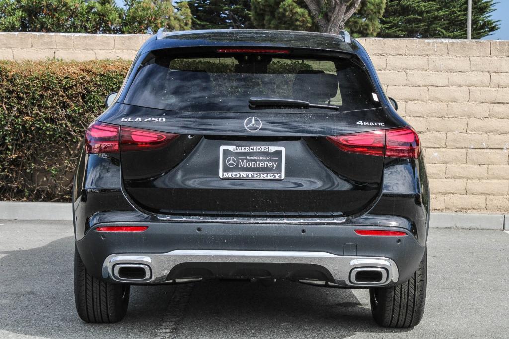 new 2025 Mercedes-Benz GLA 250 car, priced at $47,650