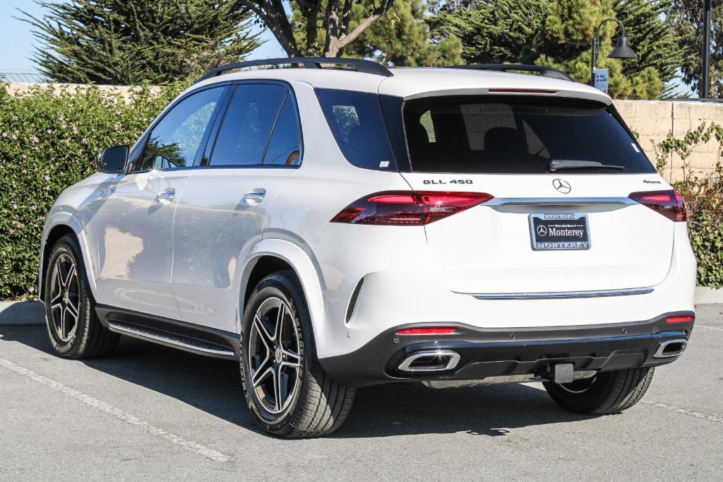 new 2025 Mercedes-Benz GLE 450 car, priced at $82,415