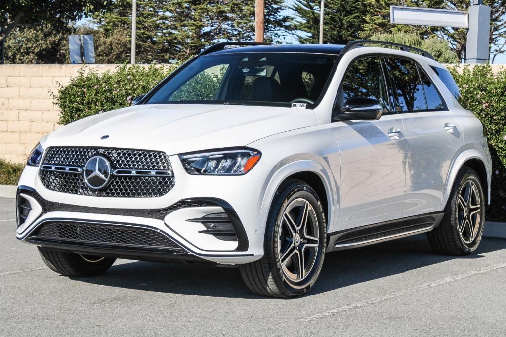 new 2025 Mercedes-Benz GLE 450 car, priced at $82,415