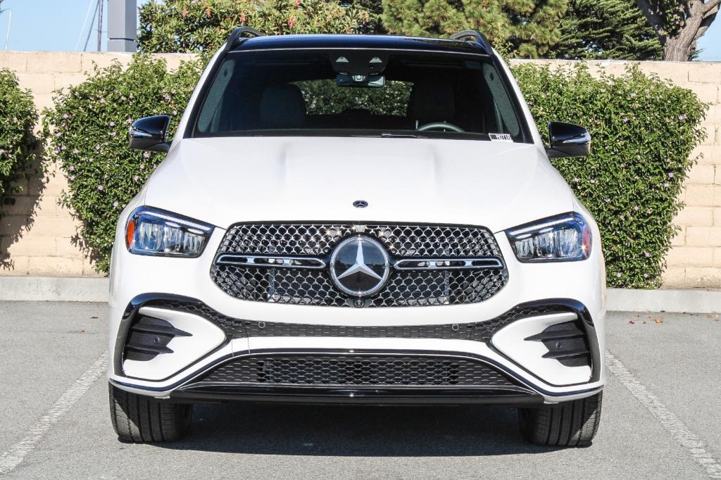 new 2025 Mercedes-Benz GLE 450 car, priced at $82,415