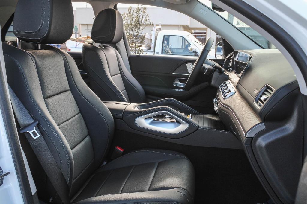 new 2025 Mercedes-Benz GLE 350 car, priced at $69,175