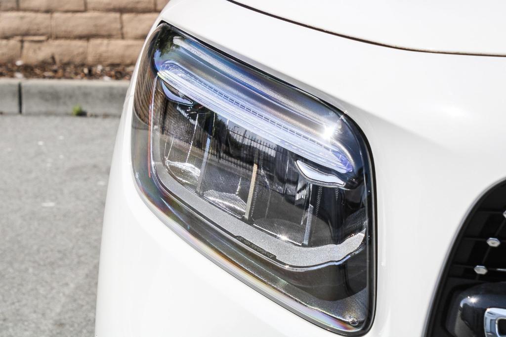 new 2025 Mercedes-Benz GLB 250 car, priced at $53,965
