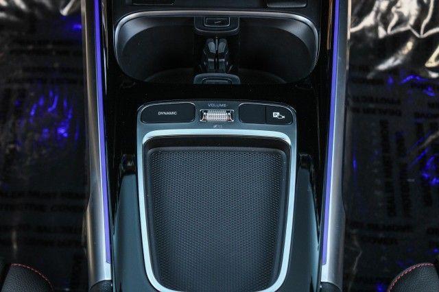 new 2025 Mercedes-Benz GLB 250 car, priced at $53,965