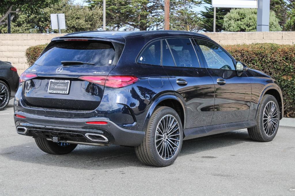 new 2024 Mercedes-Benz GLC 300 car, priced at $65,045