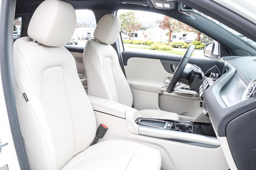 used 2025 Mercedes-Benz GLA 250 car, priced at $42,740