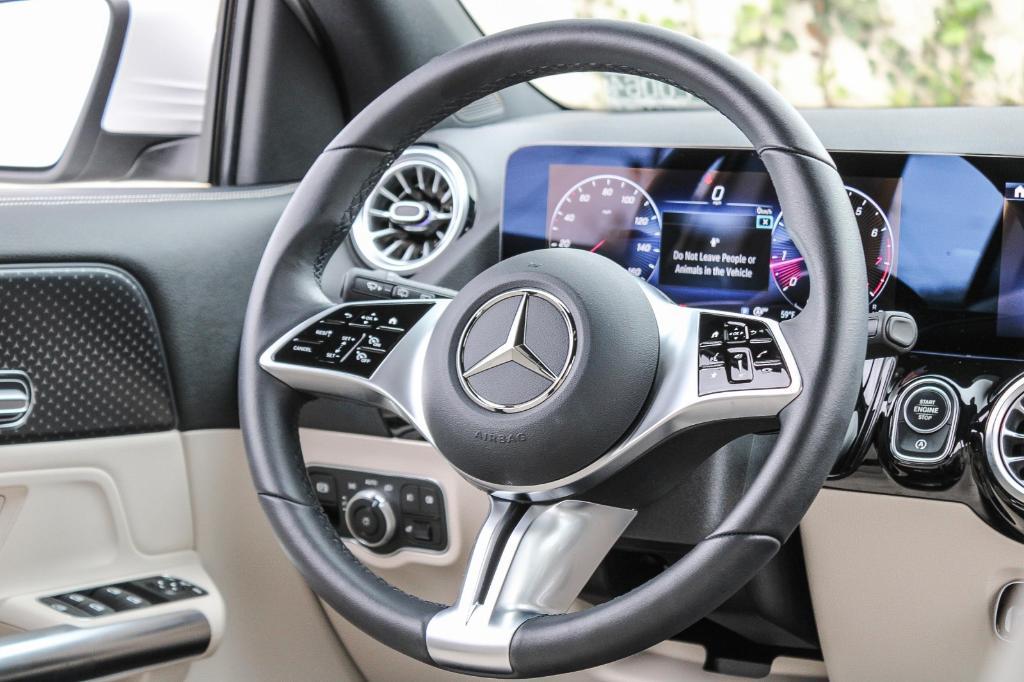 used 2025 Mercedes-Benz GLA 250 car, priced at $42,740