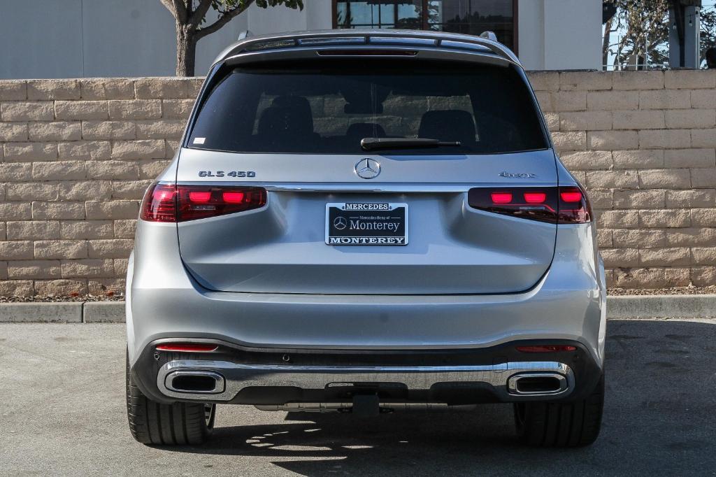 new 2025 Mercedes-Benz GLS 450 car, priced at $103,620
