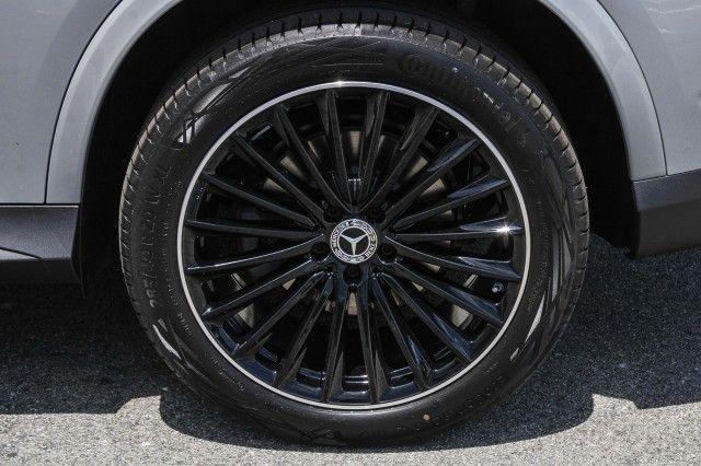 new 2025 Mercedes-Benz GLC 300 car, priced at $69,485