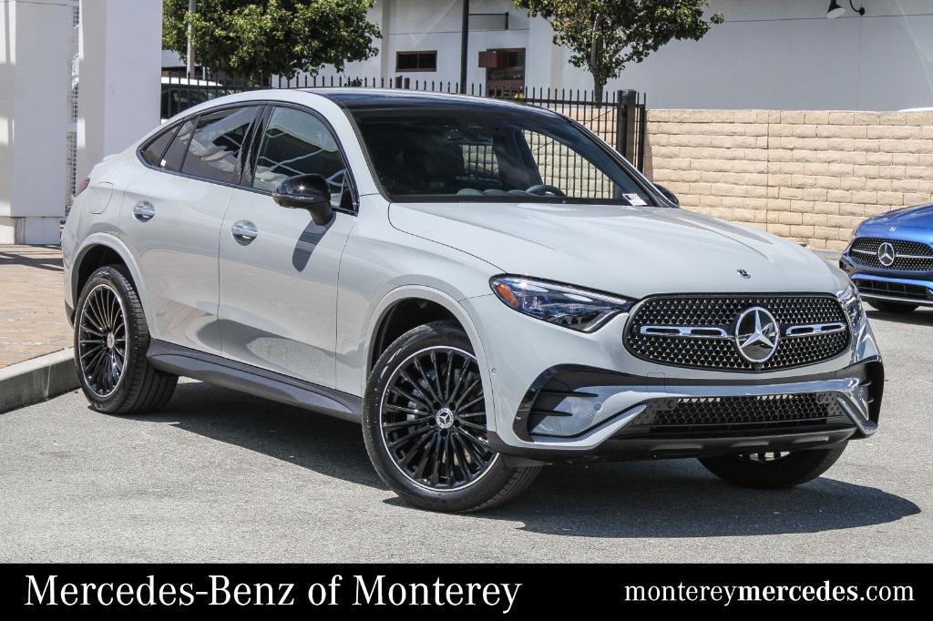 new 2025 Mercedes-Benz GLC 300 car, priced at $69,485