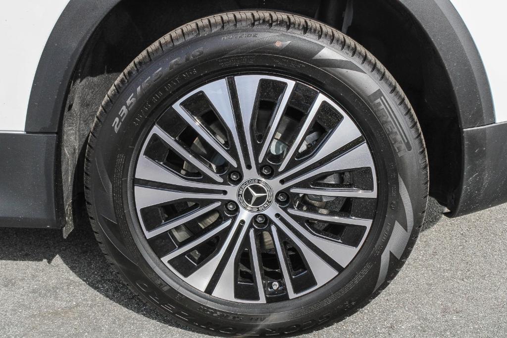 new 2025 Mercedes-Benz EQB 300 car, priced at $60,615