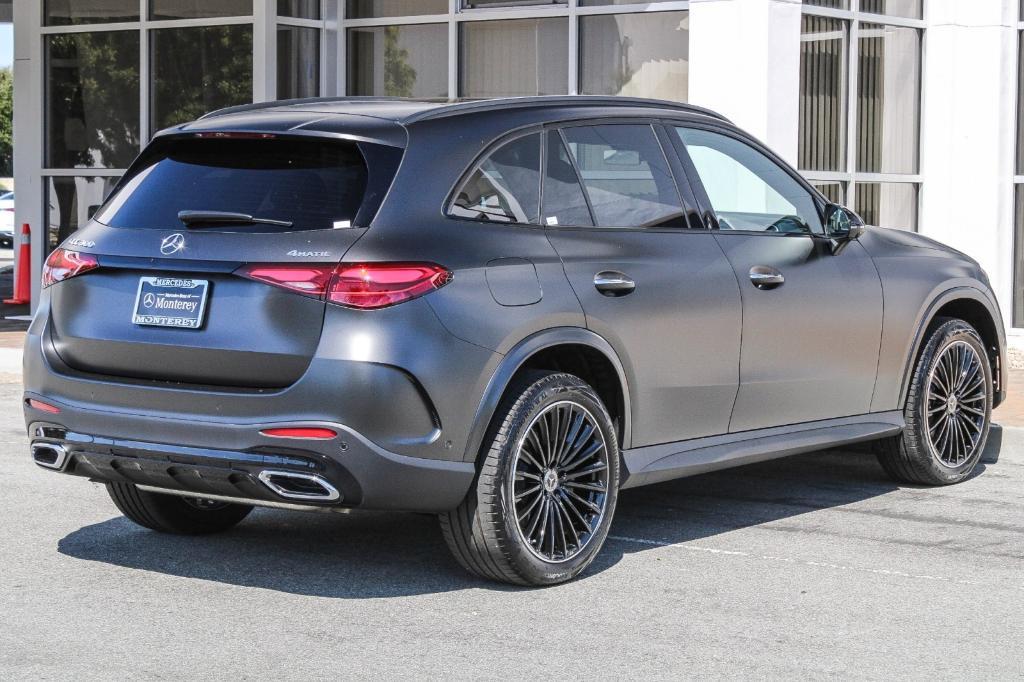 new 2024 Mercedes-Benz GLC 300 car, priced at $66,475