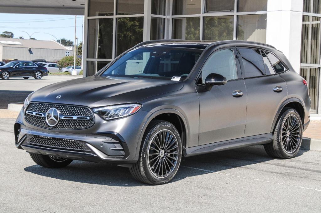 new 2024 Mercedes-Benz GLC 300 car, priced at $66,475