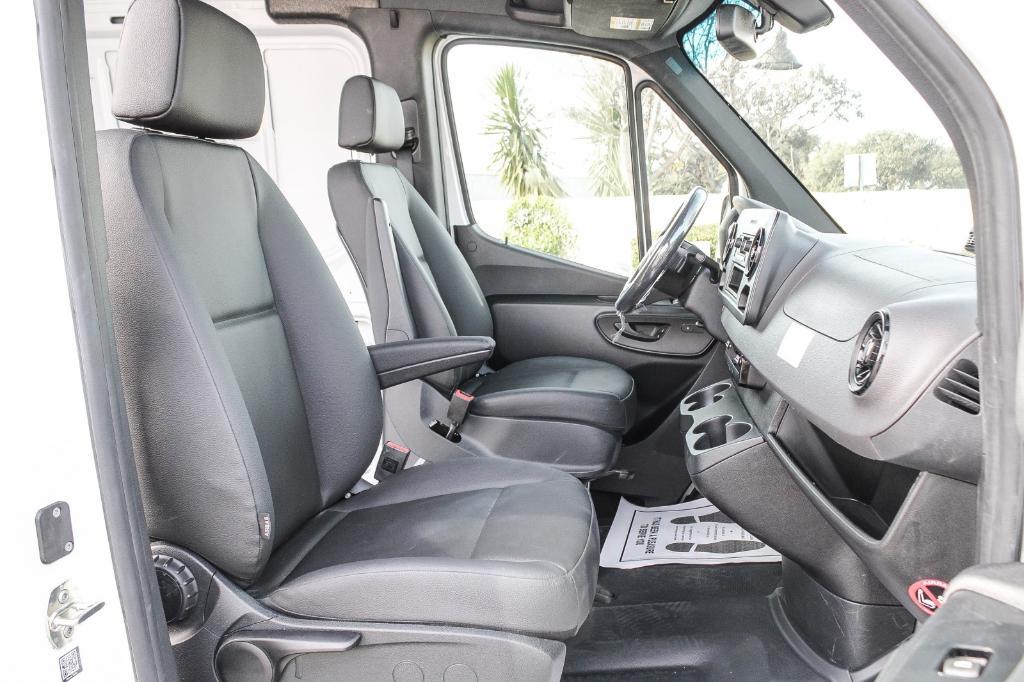 new 2025 Mercedes-Benz Sprinter 2500 car, priced at $66,853