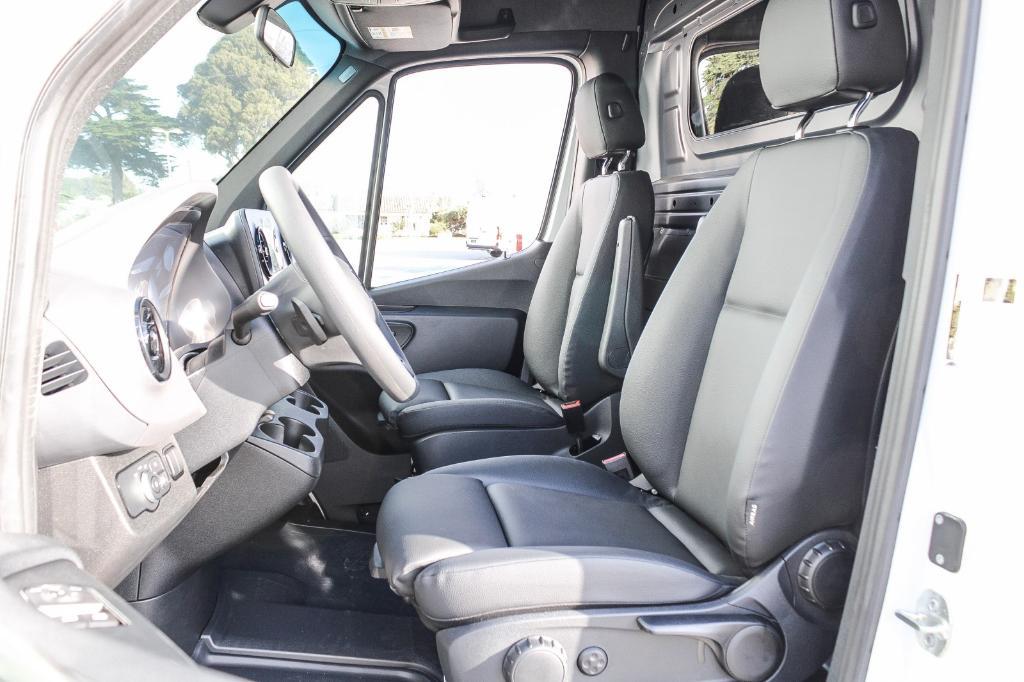 new 2024 Mercedes-Benz Sprinter 2500 car, priced at $66,897