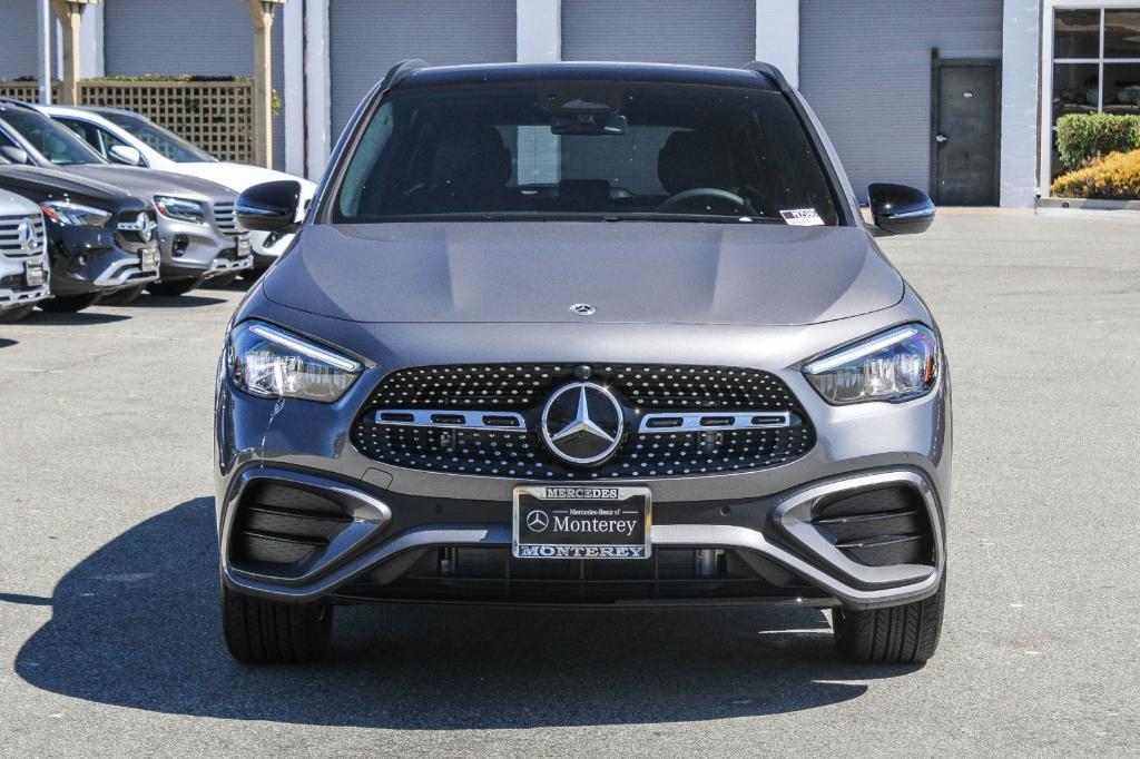 new 2025 Mercedes-Benz GLA 250 car, priced at $52,810