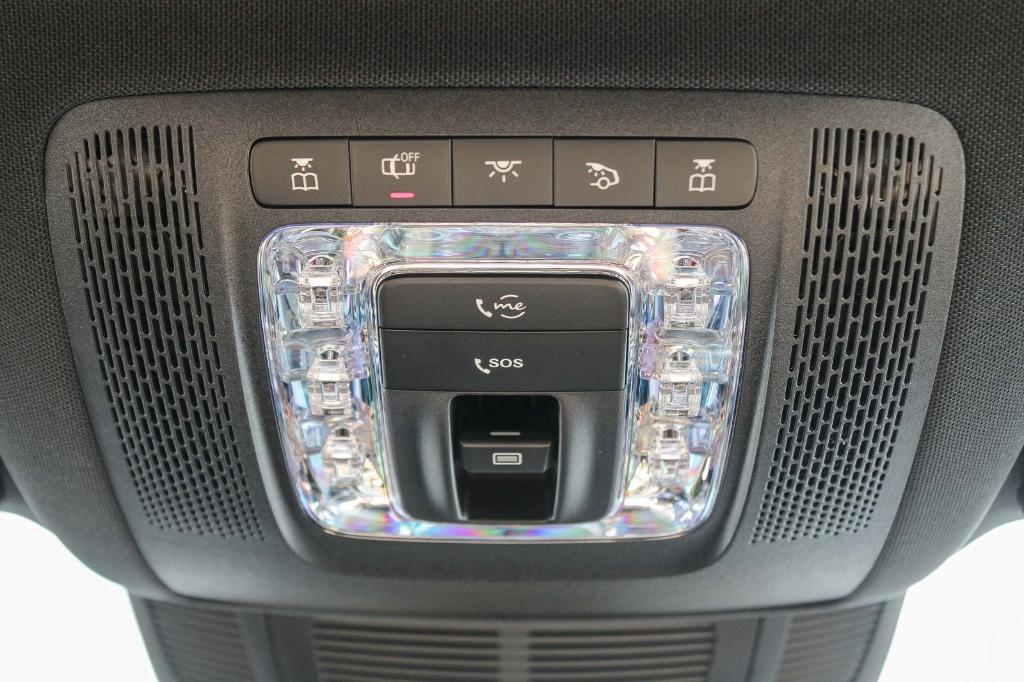 new 2025 Mercedes-Benz GLS 450 car, priced at $99,085