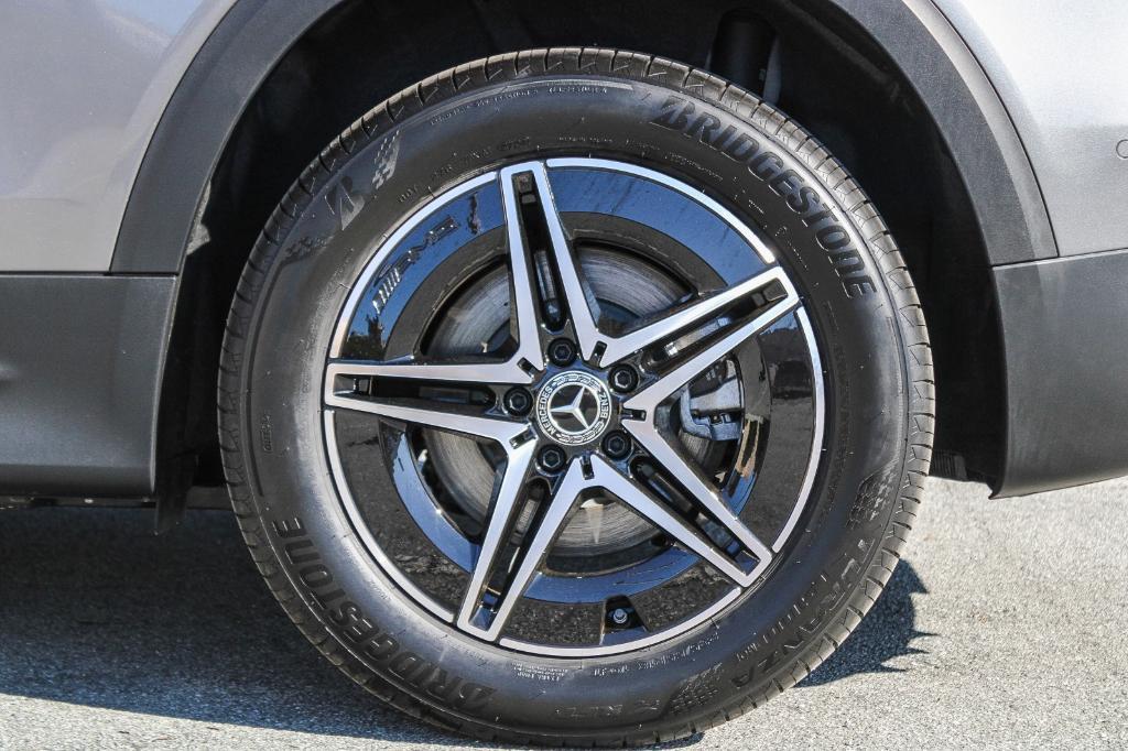 new 2025 Mercedes-Benz EQB 300 car, priced at $64,915