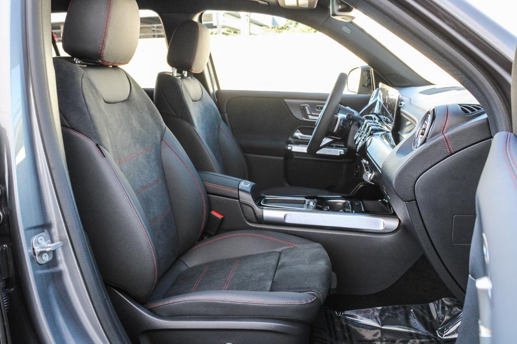 new 2025 Mercedes-Benz EQB 300 car, priced at $64,915
