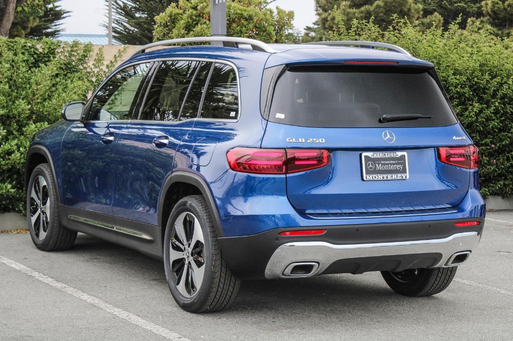 new 2025 Mercedes-Benz GLB 250 car, priced at $52,610