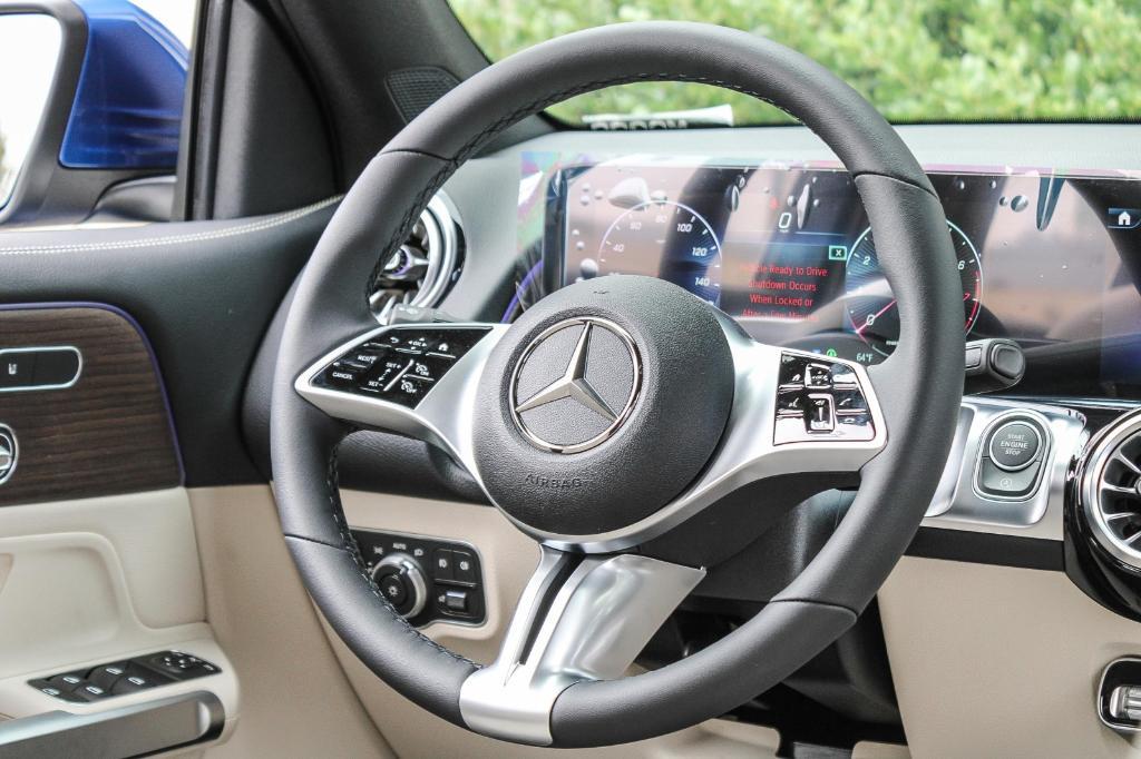new 2025 Mercedes-Benz GLB 250 car, priced at $52,610