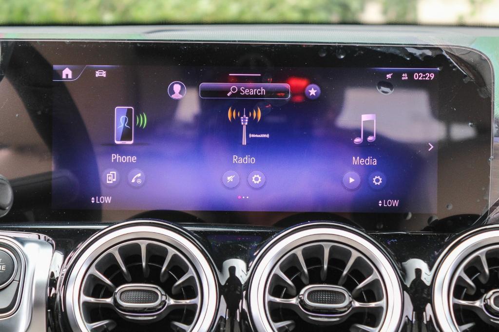 new 2025 Mercedes-Benz GLB 250 car, priced at $52,610