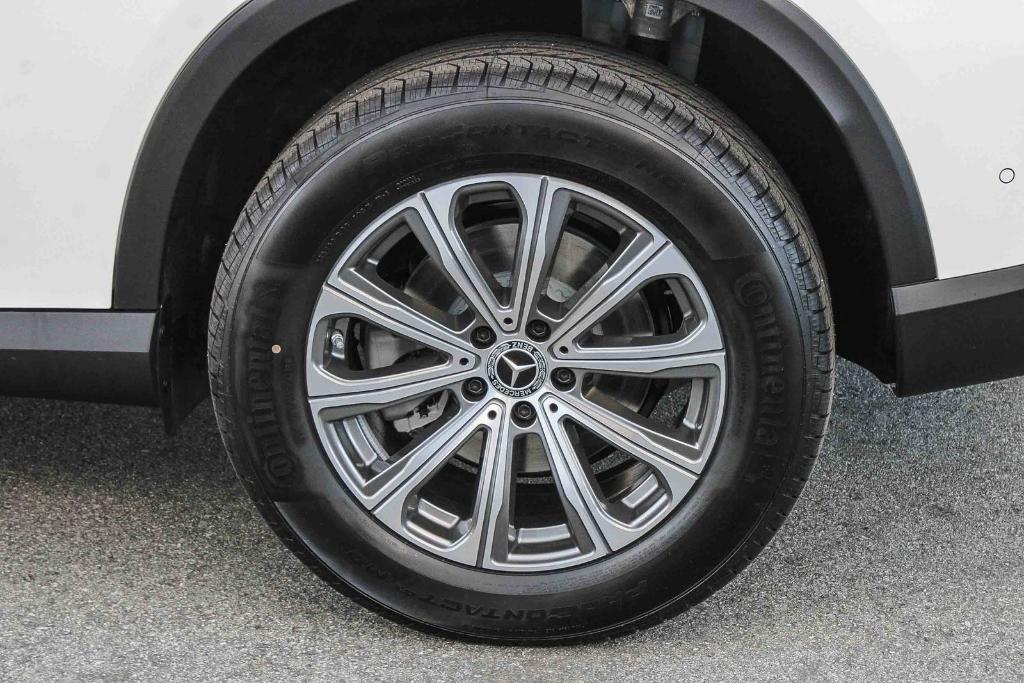 new 2026 Mercedes-Benz GLC 300 car, priced at $57,570